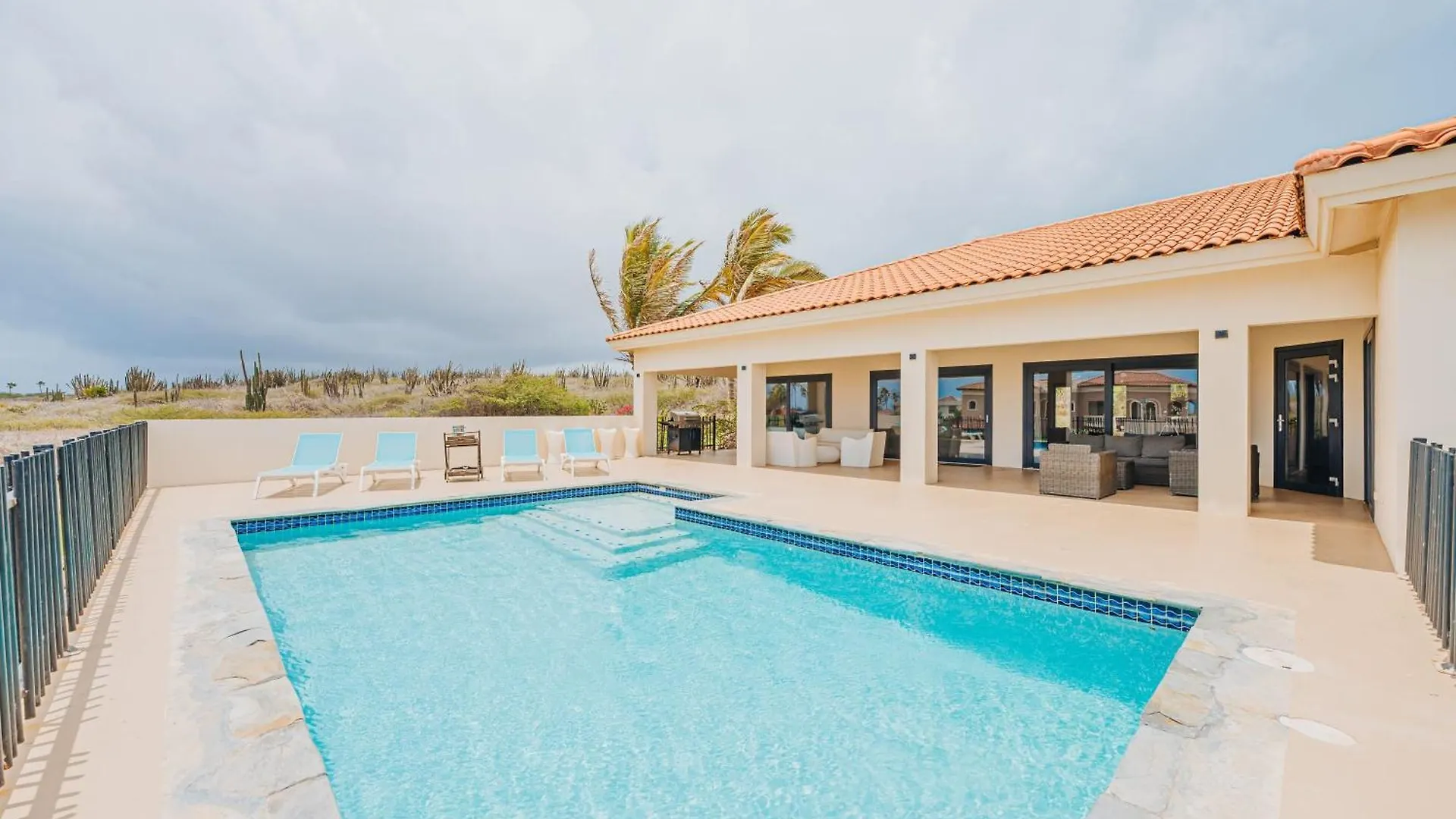 Sea Breeze Villa - Located Within Tierra Del Sol Palm Beach Aruba