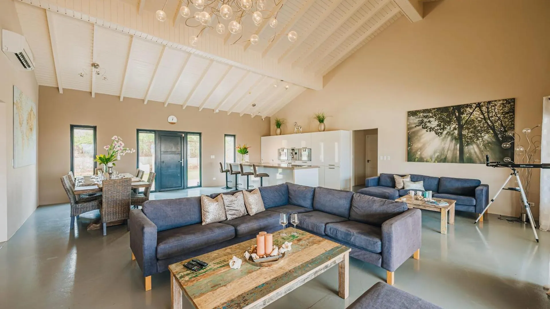 Sea Breeze Villa - Located Within Tierra Del Sol Palm Beach 0*,  Aruba